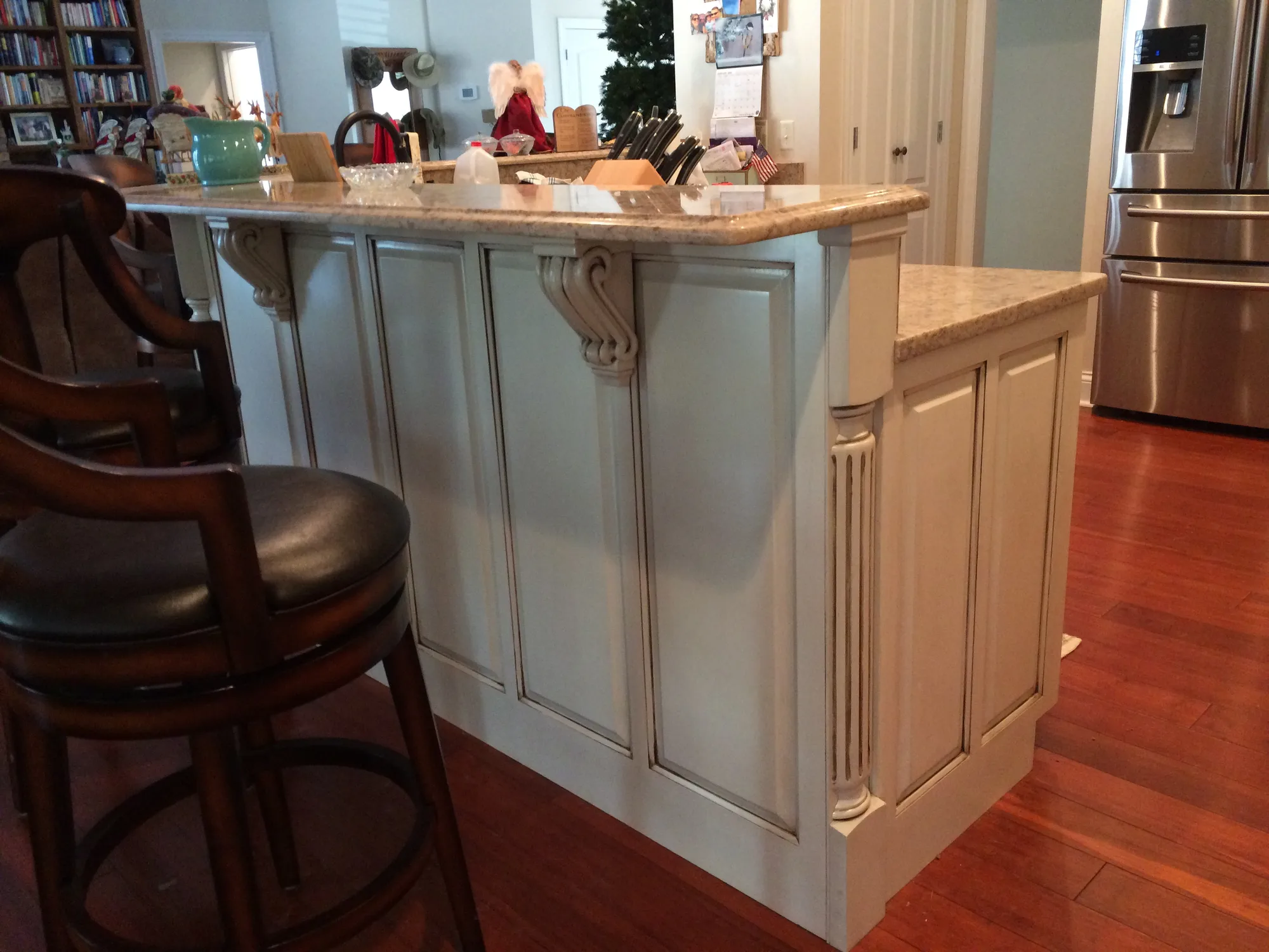 Complete custom kitchen remodel with cabinetry and crown molding by Sims Custom Woodwork in Trenton, GA — serving Chattanooga and North Georgia.